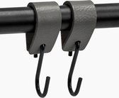 Brute Strength - Leren S-haak hangers - Grijs - 2 stuks - 12,5 x 2,5 cm – Zwart zilver – Leer - handdoekhaakjes - Ophanghaken – kapstokhaak