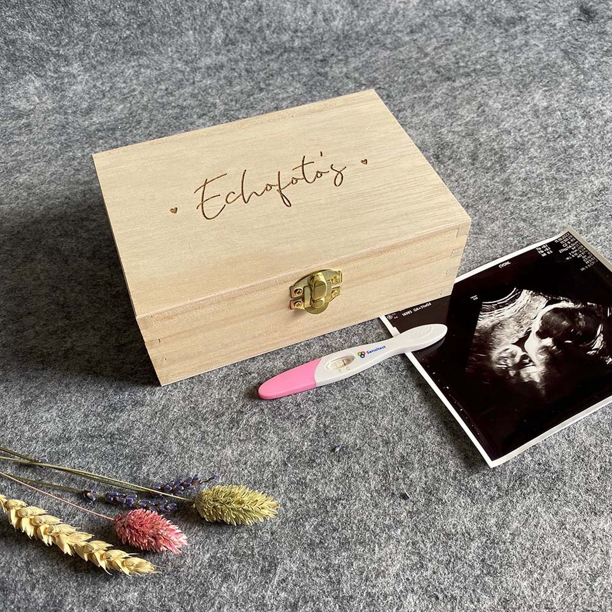 Echo bewaarkistje van hout [klein] - Studio Thoés - bewaardoos echofoto's - zwangerschap