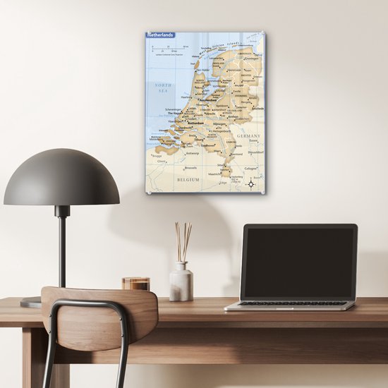 MuchoWow® Glasschilderij 30x40 cm - Schilderij acrylglas - Bruine kaart van Nederland - Foto op glas - Schilderijen