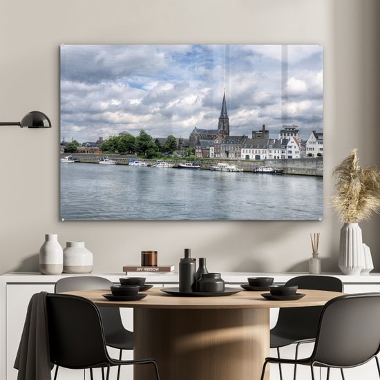 Vue de Maastricht avec de légers nuages Plexiglas 120x80 cm - Tirage photo sur Glas (décoration murale plexiglas)
