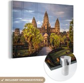MuchoWow® Glasschilderij 180x120 cm - Schilderij acrylglas - Zonsondergang in Angkor Wat in het Cambodjaanse Siem Reap - Foto op glas - Schilderijen