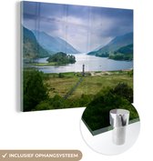 MuchoWow® Glasschilderij 160x120 cm - Schilderij acrylglas - Schotland - Water - Gras - Foto op glas - Schilderijen
