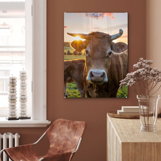 MuchoWow - Glasschilderij - Foto op glas - Koeien - Zonsondergang - Natuur - Dieren - Koe - Schilderij op glas - Acrylglas - Kamer decoratie - 60x80 cm - Wanddecoratie