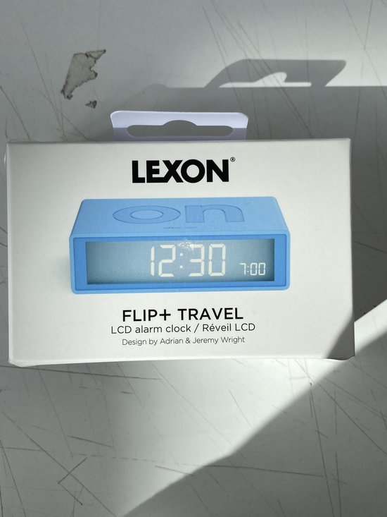 Réveil Lexon Flip+ Travel (Voyage) ON OFF - Blauw clair | bol.com
