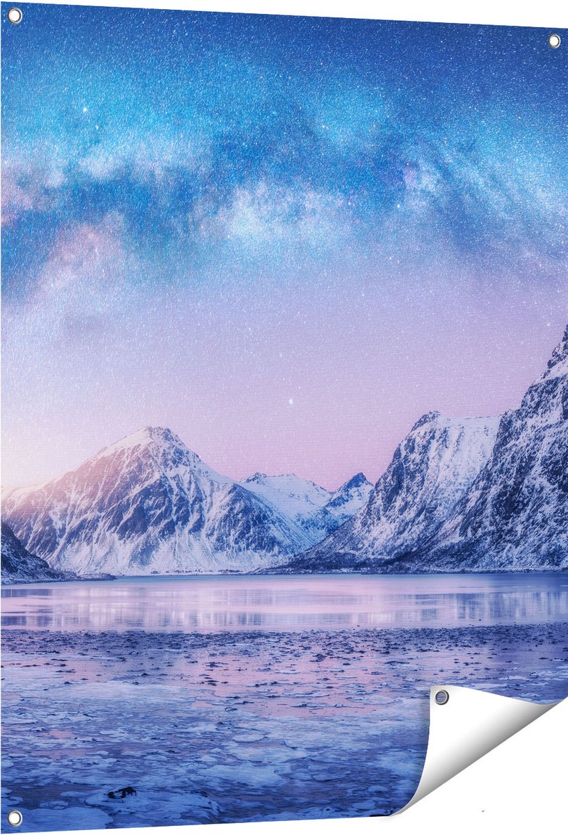 Gards Tuinposter Melkweg bij de Besneeuwde bergen - 80x100 cm - Tuindoek - Tuindecoratie - Wanddecoratie buiten - Tuinschilderij Multikleur