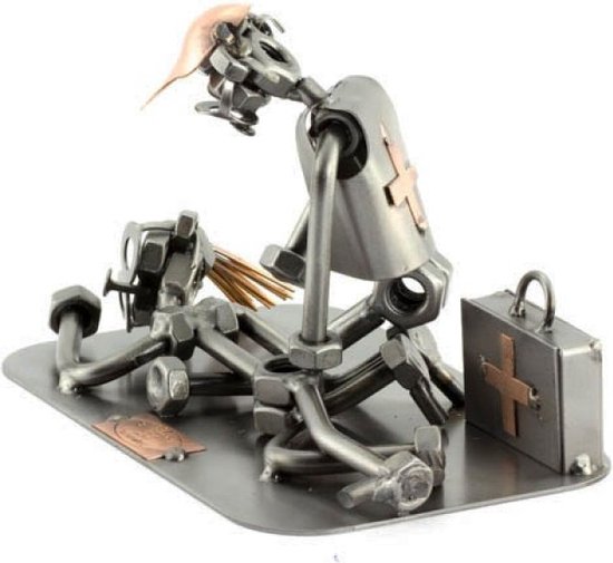 Steelman24 metalen sculptuur van een vrouwelijke