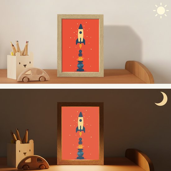 Nachtlampje 15x20 cm - Kinder lampje - Raket - Planeten - Rood - Tafellamp kinderkamer - Slaapkamer lamp - Bedlamp kinderen - Kinderlampje stopcontact - Wandlamp babykamer - Nachtlampjes van OnlyWow — afbeelding 4