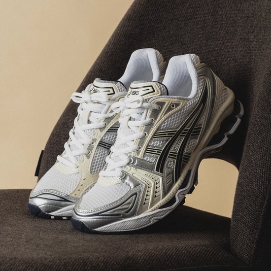 ASICS GEL-KAYANO 14 White / Minuit - Baskets - 1202A056-109 - Taille 37,5