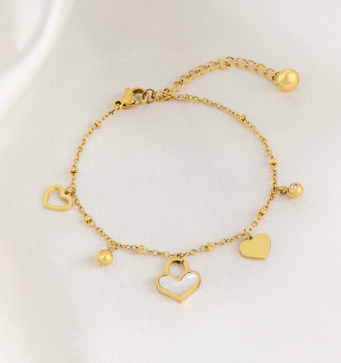 Bedelarmbandje met Hartjes
