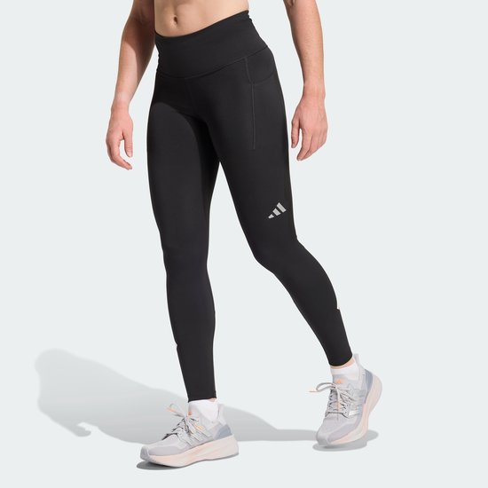 Zwarte legging met ClimaCool-technologie en een zilverkleurig adidas logo.