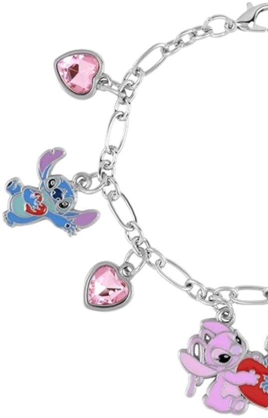 Zilverkleurige schakelarmband met een roze hartje en een blauw Stitch bedeltje.
