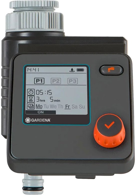Gardena besproeiingscomputer, grijs met een oranje draaiknop en digitaal display.
