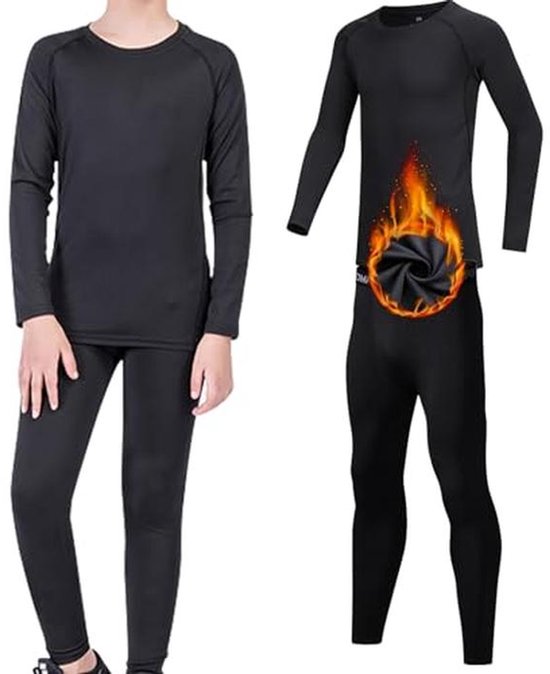 Zwarte thermische basislaagset voor kinderen met een vlammenillustratie die de warmtefunctie benadrukt.