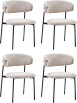 Set van vier beige chenille eetkamerstoelen met zwart metalen onderstel.