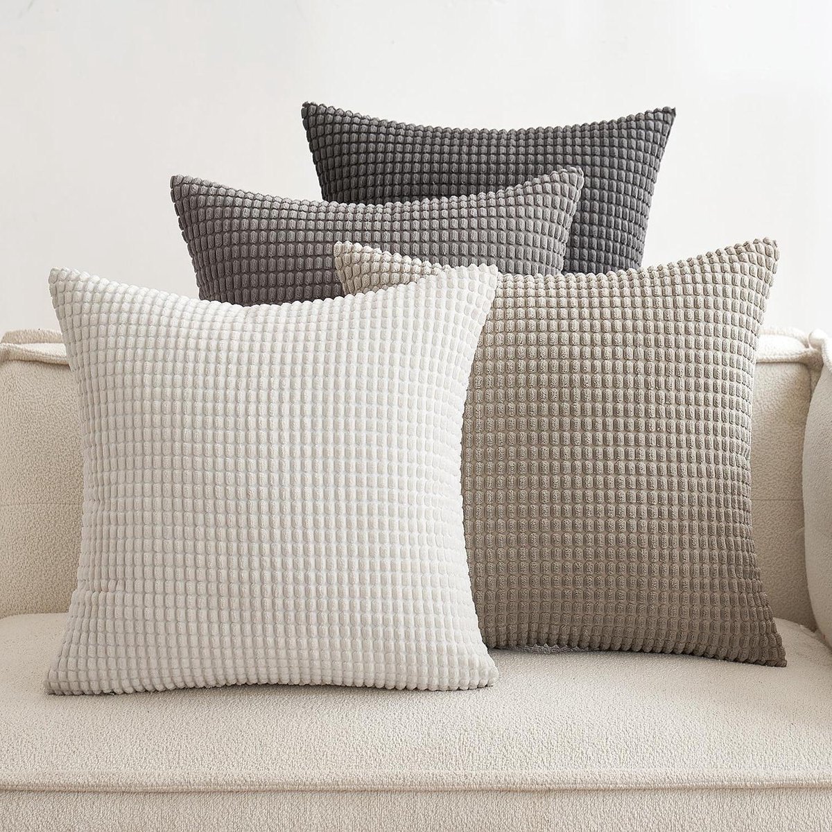 Ronte - Set van 4 sierkussens - Granulaatvulling - Zacht kussensloop - Bankdecoratie - Woonkameraccessoire - 40 x 40 cm - Grijs.