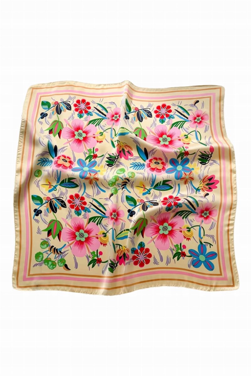 Kamea Satine Sjaal 70x70 cm - Bloemendesign op Lichte Achtergrond