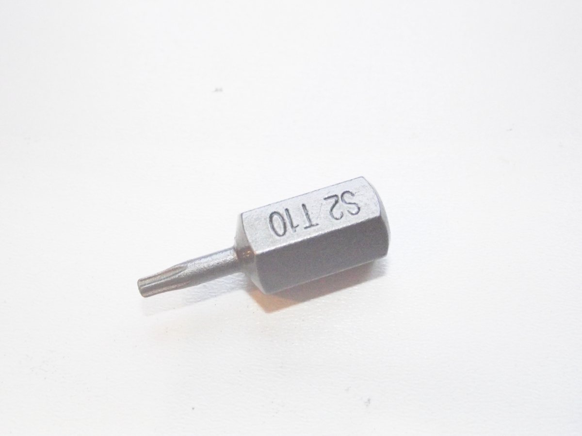 Torx-bit T10 met gat, 30 mm, 10 mm zeskant, staal S2