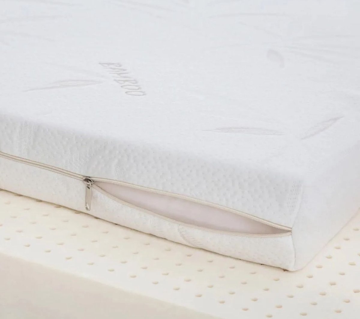 Topper - 140x200 - Topdekmatras 10 CM - HR 45 Koudschuim