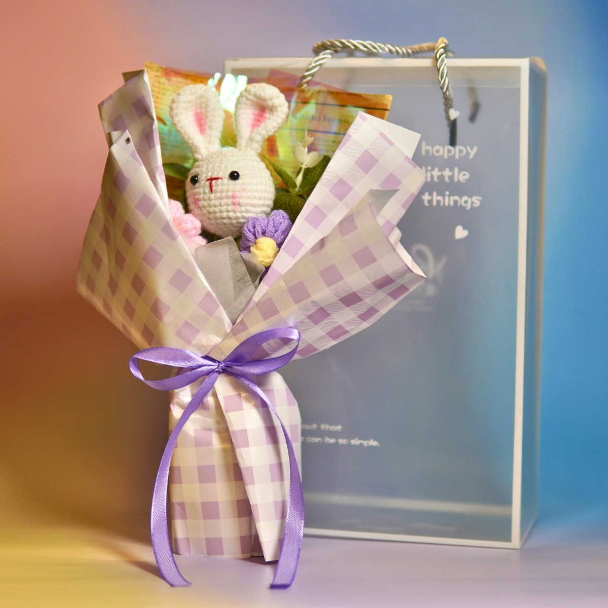 Winsa Cadeaus - Gehaakte Bloemen met Konijntje - Origineel Cadeau voor Haar - Valentijnsdag / Moederdag / Jubileum - Cadeautje Vrouw - Amigurumi Knuffel Boeket - Paars Geblokt
