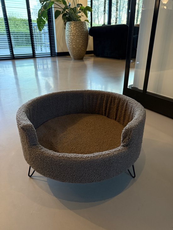 The Dog Label Teddy - Taupe – Hondenbankje – Soft Upholstery – pootjes