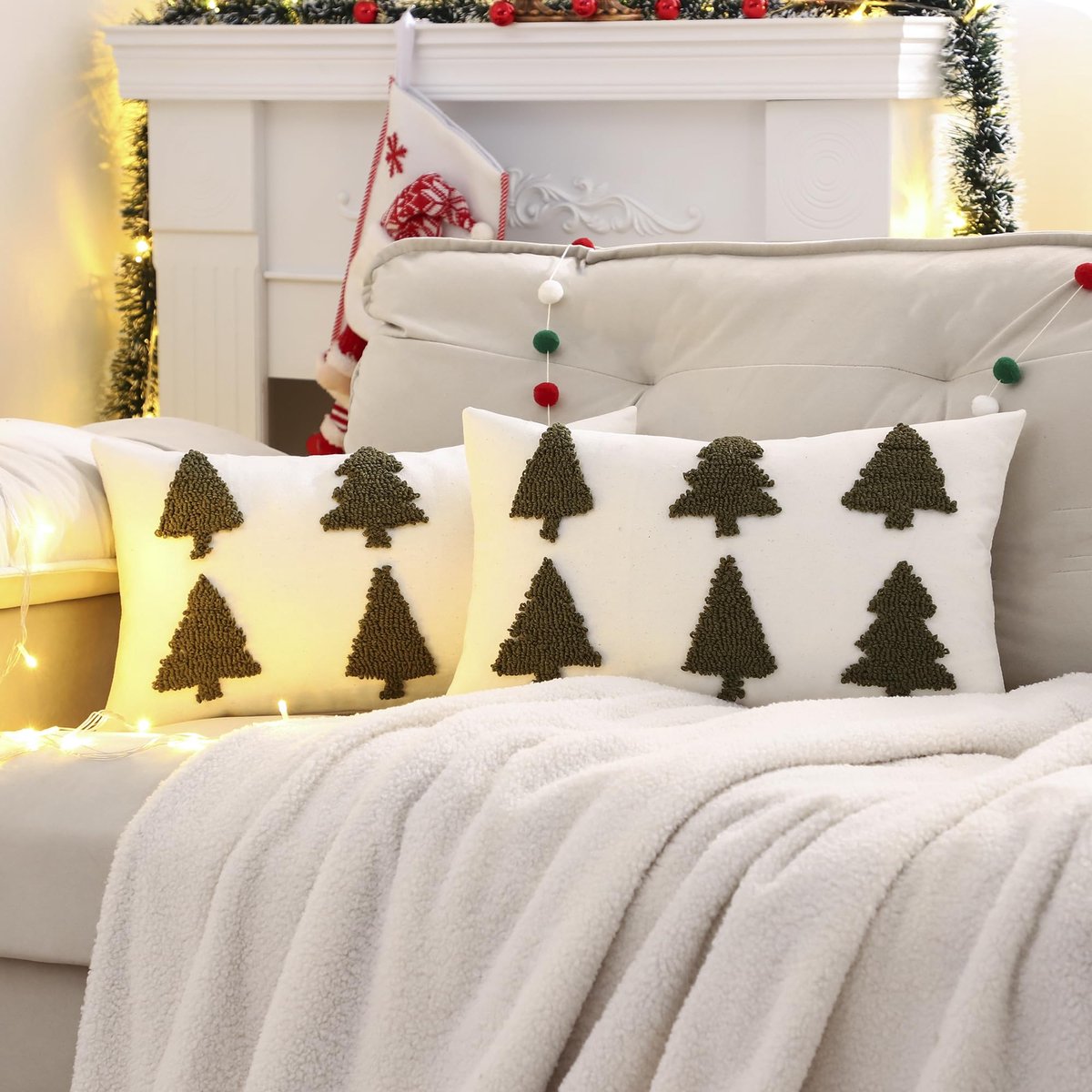 Unyqoos Set van 2 groene kussenhoezen met kerstboomdesign voor sfeervolle decoratie Multiple Green Trees