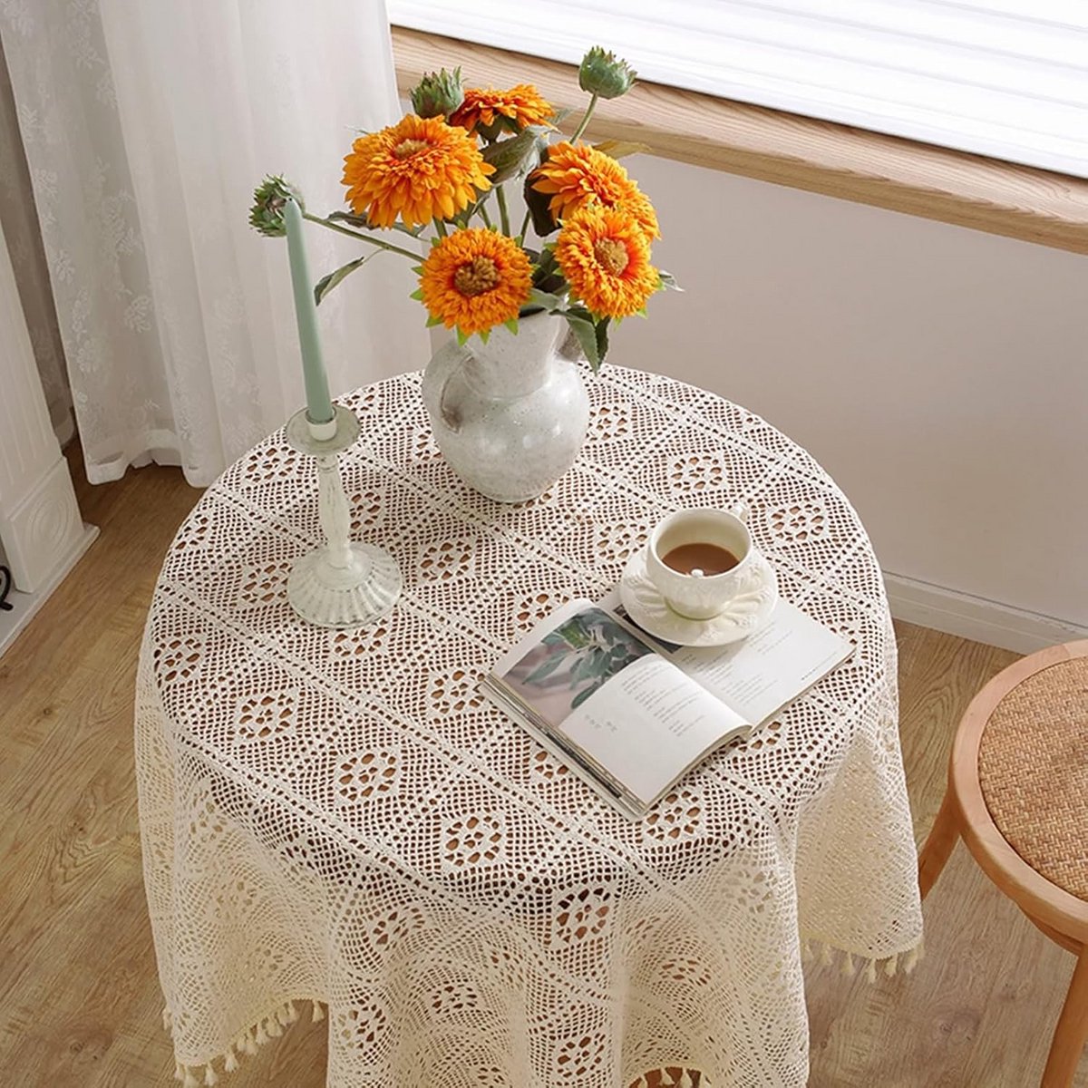 Rond Katoenen Tafelkleed met Hol Kant voor Keuken en Eetkamer - Beige