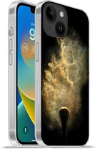 Geschikt voorApple Iphone 14 - Softcase hoesje - Goud poeder op een zwarte achtergrond - Siliconen Telefoonhoesje