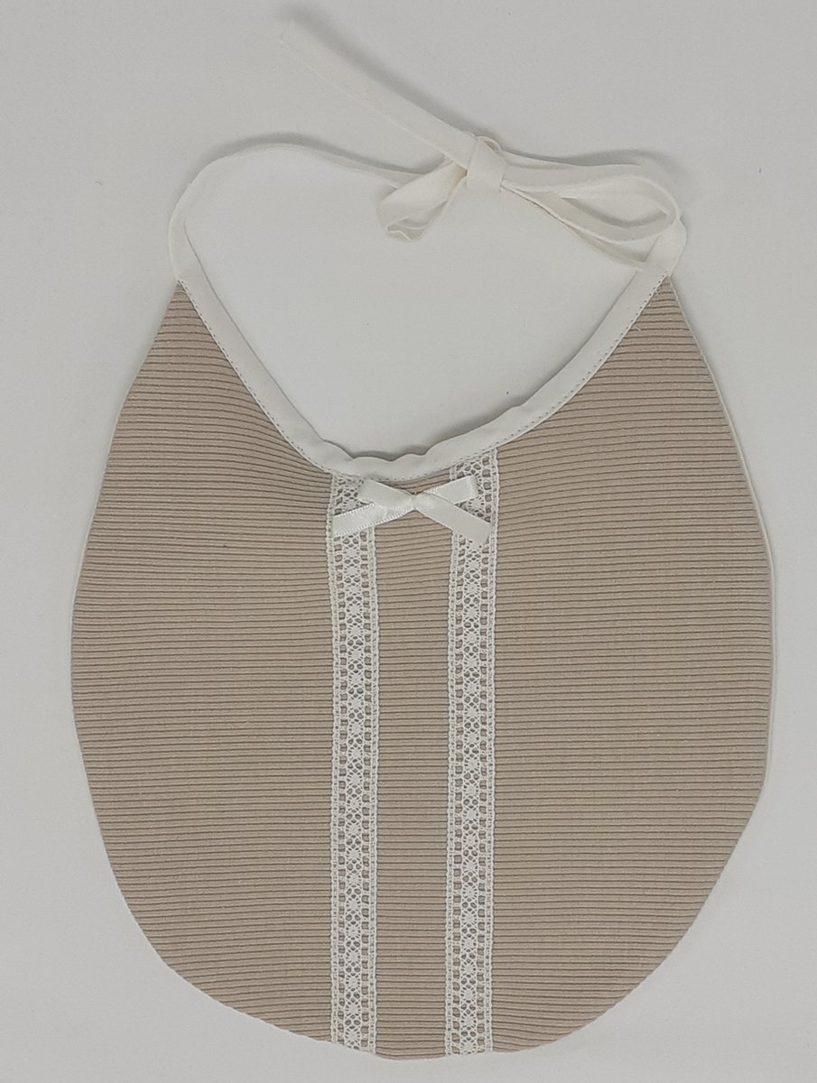 Goedkoopste Slabbetje Rosalynn Vintage zandkleur tricot, verticaal kant, katoen, vochtopnemend