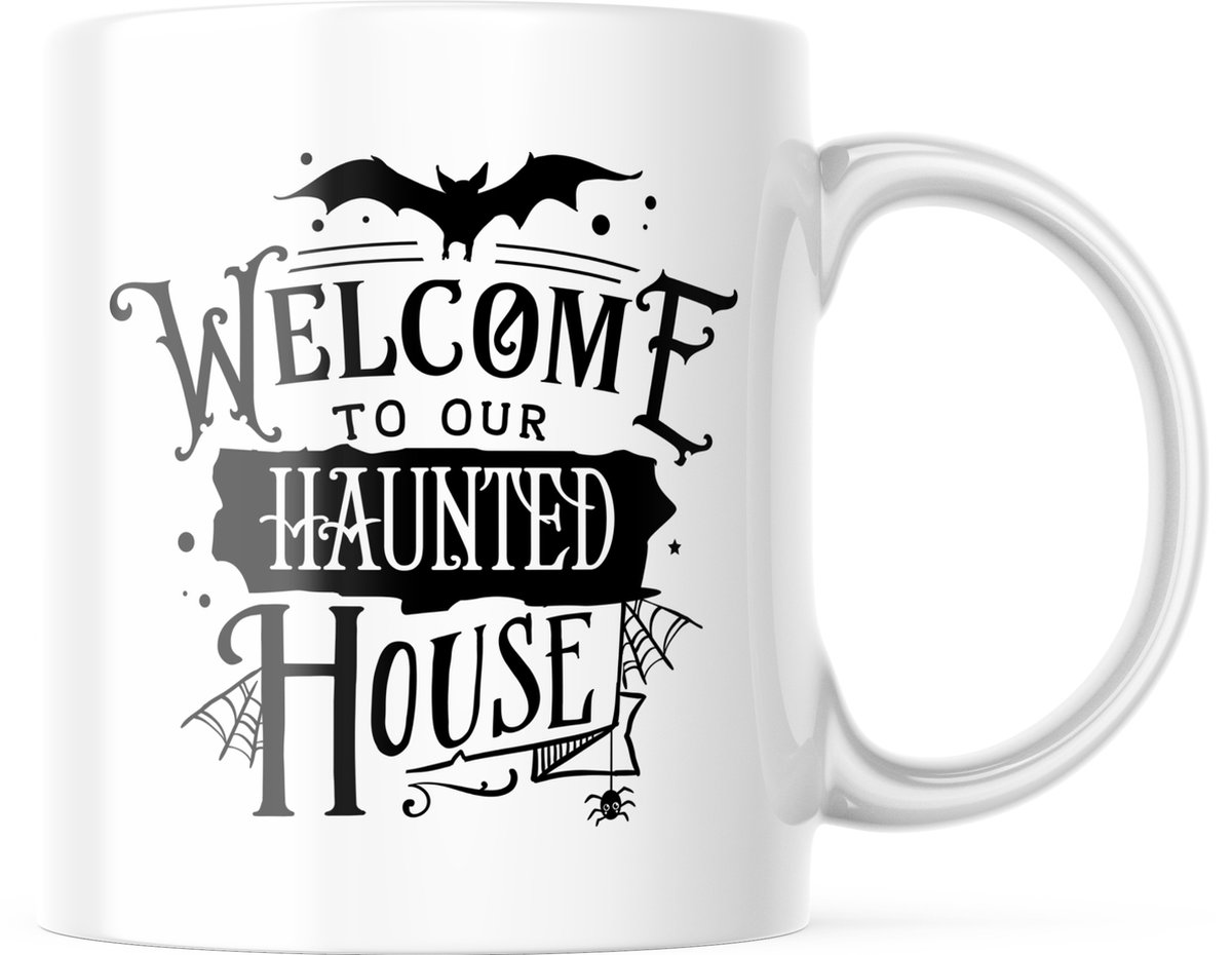 Halloween Mok met tekst: Welcome to our haunted house | Halloween Decoratie | Grappige Cadeaus | Grappige mok | Koffiemok | Koffiebeker | Theemok | Theebeker