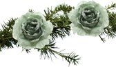 Kerst bloemen 2x stuks kunststof salie groen - op clip - 14 cm - Kerstornamenten