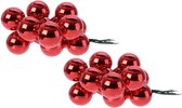 Decoris mini kerstballen stekers - 20x st - rood - 2 cm - glas - kerststukje decoratie
