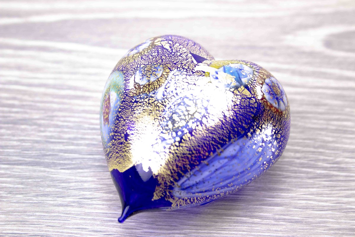 Blauwe Hart van Murano Glas met Bladgoud 9x5 cm.