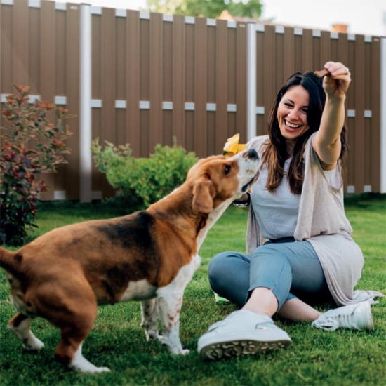 Clôture en composite Design marron foncé avec cadre en aluminium vierge (180 x 180 cm)