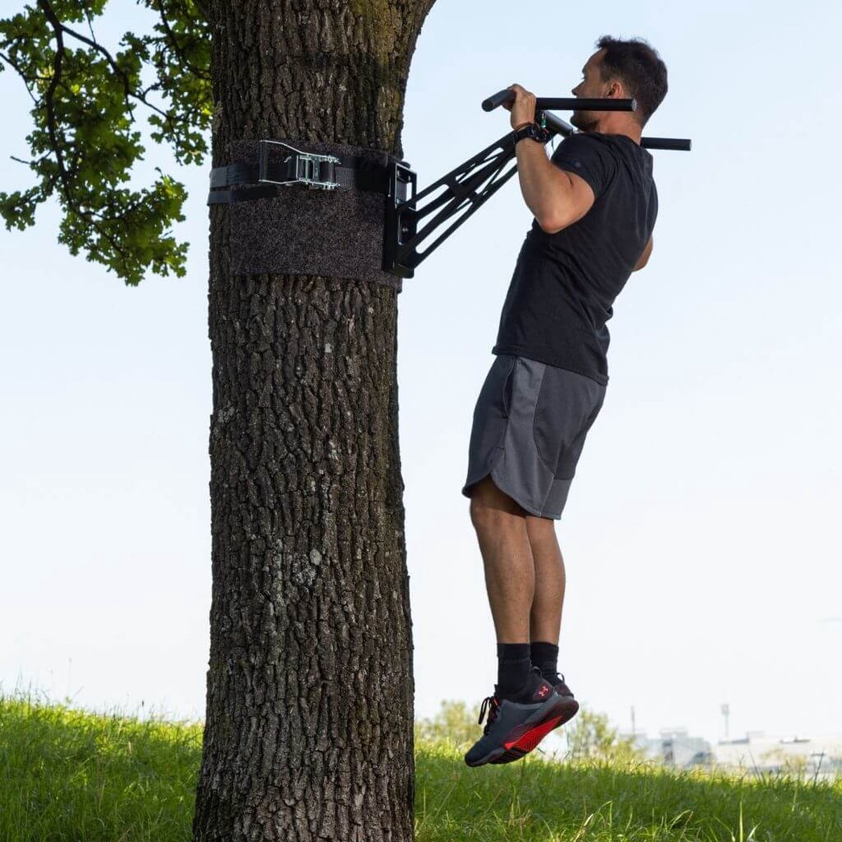 PULLUP & DIP Stainless Steel - Mobiele Pull-up & Dip Stang - Outdoor Wandmontage - Weersbestendig RVS - Afneembaar Systeem thumbnail 2