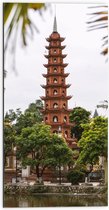 WallClassics - Dibond - De Oudste Boeddhistische Tempel - Vietnam - 50x100 cm Foto op Aluminium (Wanddecoratie van metaal)