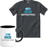 Ski Instructeur | Grappige apres ski bril shirt | Wintersport kleding - T-Shirt met mok - Unisex - Mouse Grey - Maat S