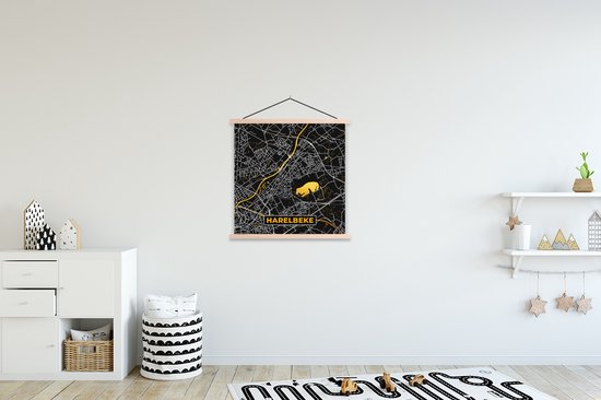 Posterhanger incl. Poster 60x60 cm - Schoolplaat - Stadskaart - Harelbeke - Plattegrond - Goud - Kaart - Textielposter - Blanke latten - Stadskaart
