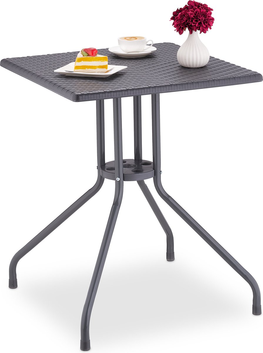 Vierkante tuintafel met houtlook grijs Vierkante tuintafel met houtlook grijs