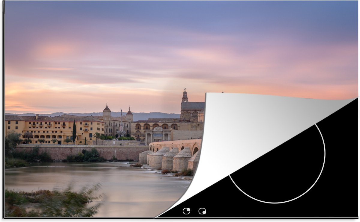 KitchenYeah® Inductie beschermer 77x51 cm - Zonsondergang over de Mezquita in Spanje - Kookplaataccessoires - Afdekplaat voor kookplaat - Inductiebeschermer - Inductiemat - Inductieplaat mat - Merkloos