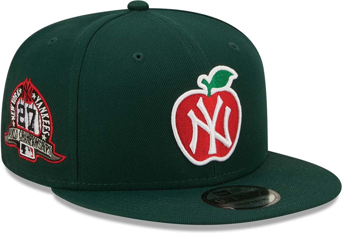 New York Yankees Apple Dark Green 9FIFTY Snapback Cap M/L