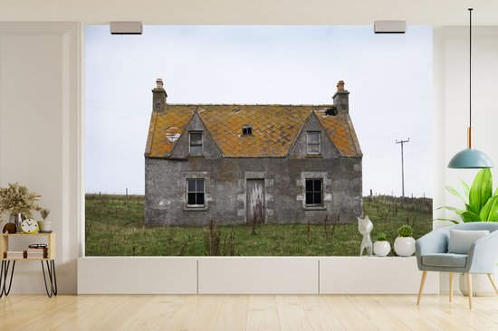 Papier peint photo peint photo vinyle - Bâtiment abandonné symétrique largeur 390 cm x hauteur 260 cm - Tirage photo sur papier peint (disponible en 7 tailles)