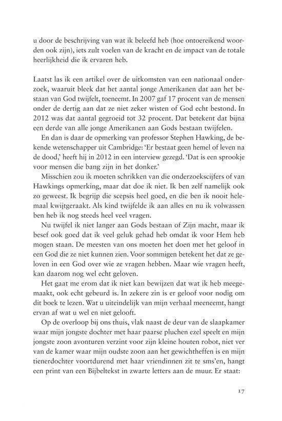 Pagina met tekst uit een boek, verwijzend naar een onderzoek naar bijna-doodervaringen en de hemel.