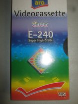 E 240 VHS Super High Grade Chrom Videocassette 4 uur opnametijd
