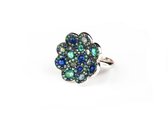 Zilveren ring Model Colorfull Flower zilveren ring in bloemvorm gezet met groene en blauwe stenen
