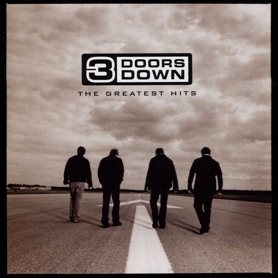 Albumhoes: 3 Doors Down The Greatest Hits, met de bandleden die weg van de camera lopen op een landingsbaan.