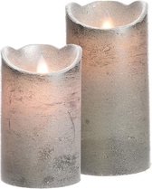 Led kaarsen combi set 2x stuks zilver in de hoogtes 12 en 15 cm - Home deco kaarsen