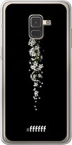 6F hoesje - geschikt voor Samsung Galaxy A8 (2018) -  Transparant TPU Case - White flowers in the dark #ffffff