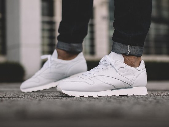 Reebok Sneakers Classic Leather Omn Heren Wit Maat 42 | bol.com
