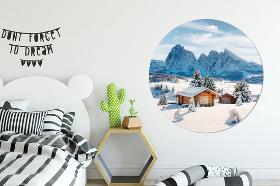WallCircle - Wandcirkel - Muurcirkel - Winter - Huisje - Bergen - Uitzicht - Sneeuw - Aluminium - Dibond - 140x140 cm - Binnen en Buiten
