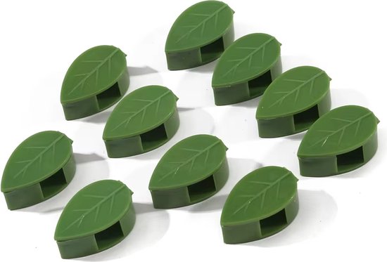 Tien groene bladvormige plantenclips gerangschikt op een witte achtergrond.